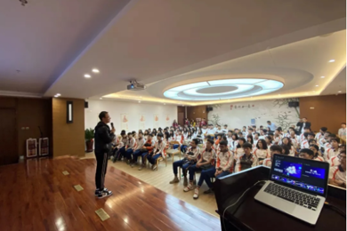 У԰�����գ���ǰ���ܴ�ѧ����