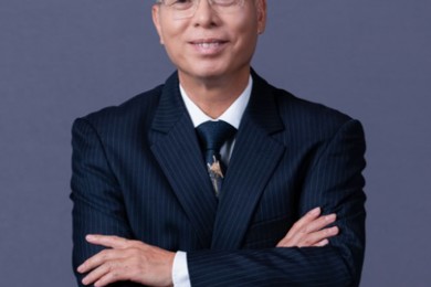 感恩同业三十二载，共赴伟大产教新程 | 集团董事会主席贺惠山先生老师节献词